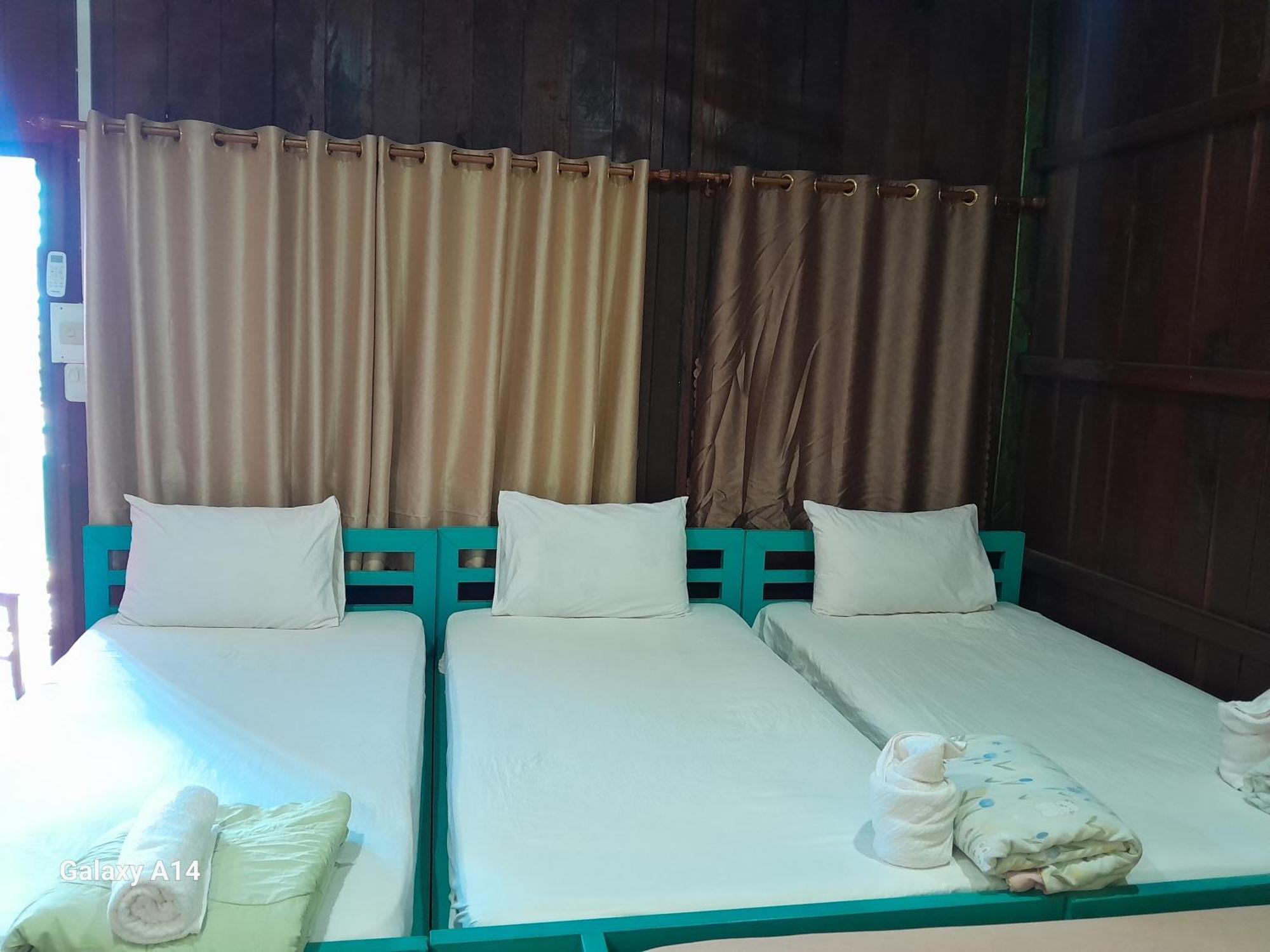Sompong Sunset View Guest House Дон Дет Номер фото